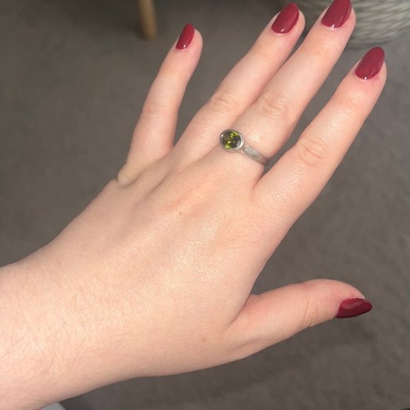 Sterling Silver 925 Ring with Emerald Stone sz 6 - Picture 4 of 7